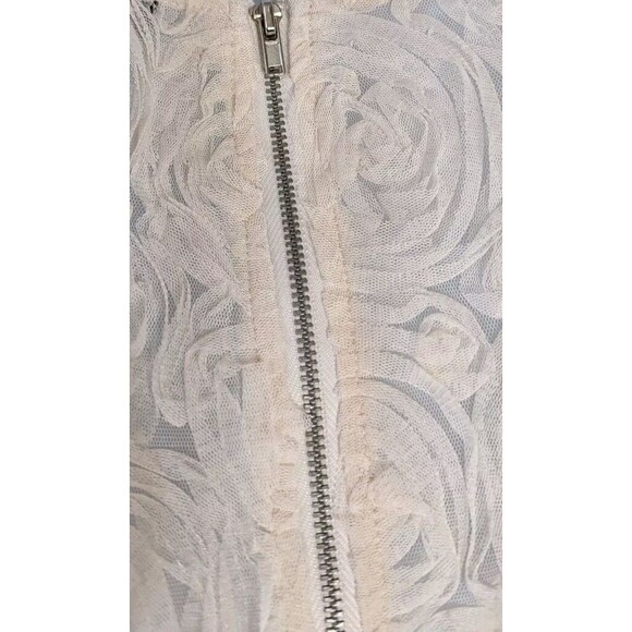 Ro & De Ivory Rosette 3D Embroidery Floral Top Women's Sz Large Camisole Stays - Picture 6 of 7